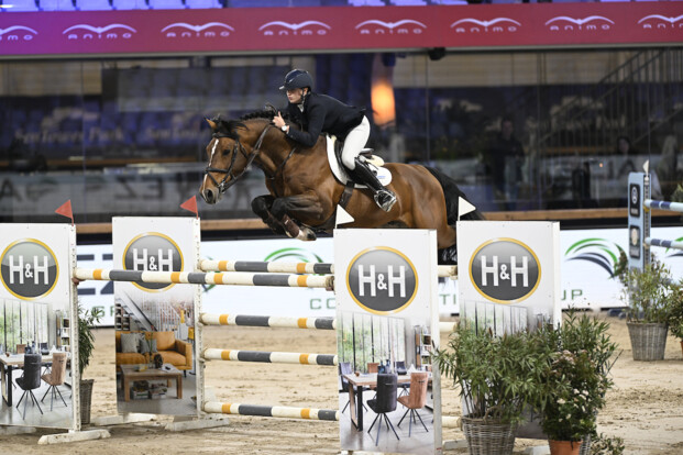 Marthe Heudens triomfeert in de CSI2* GP van Lier!