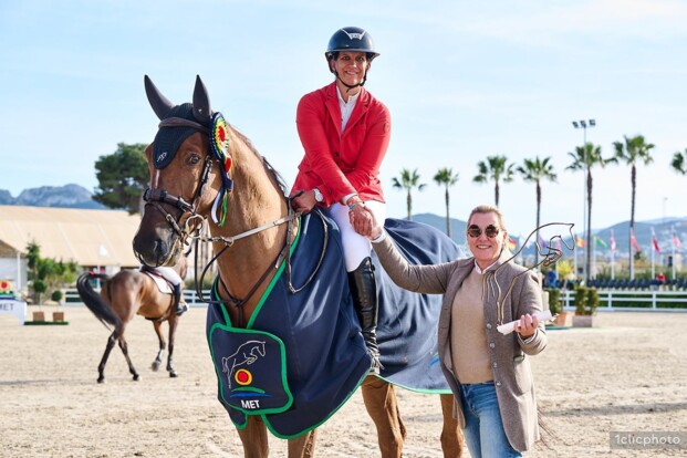Virginie Thonon wint overtuigend de CSI3* GP van Oliva! Virginie Thonon wint overtuigend de CSI3* GP van Oliva!
