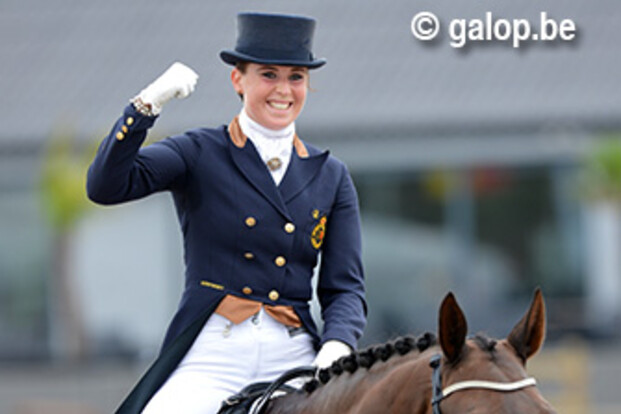 Young Riders op voorlopige vierde plaats op EK dressuur