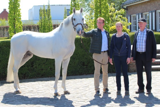 Keros stelt Untouchable 27 voor op 27 mei