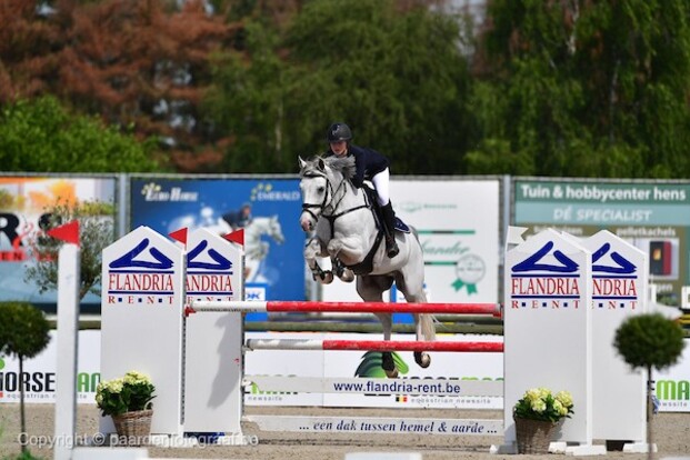 Louise Ameeuw 2de in de CSI1* GP van Parijs!
