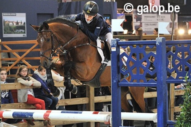 Spits Thibeau heerst op M-indoor
