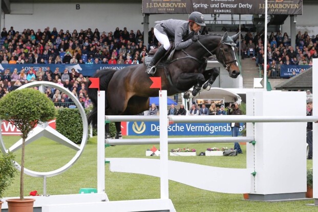 Schwizer wint Mercedes in Championat Hamburg