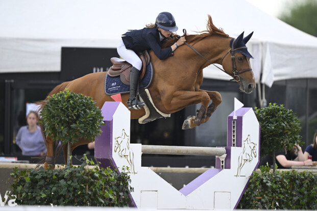 Robin Vermeir en Ella Bomeré op het podium in Zuidwolde