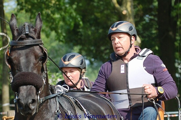 Jacques Poppen wint KNHS-Witte Van Moort Para Men Trophy