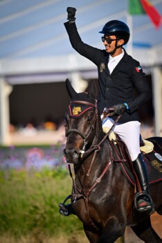 Omar Abdul Aziz Al Marzooqi wint Zangersheide Sires, Jérôme Guery vierde