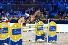 Patrik Spits verzekert ochtendwinst in het Azelhof