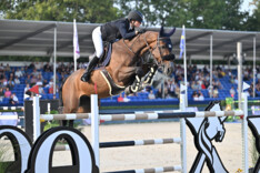 Zoe Conter schittert in de LGCT Grand Prix van Cannes