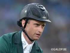 Ho-Go vd Padenborre naar Denis Lynch