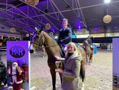 Jelle Sappin neemt een winnende start in het Azelhof