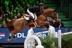 Celvin verlaat de stallen van Jérôme Guery
