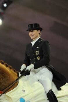Werth ruim op kop in WB-finale dressuur