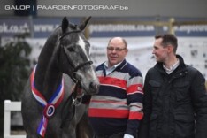 Conrad-zoon kampioen op AES-keuring