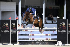 Laurent Nuyens op 1 en 2 in 1m30 GP