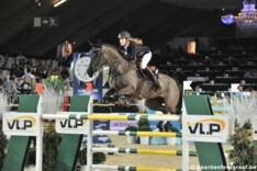 Leonie Peeters verslaat buitenlanders