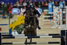 Van Asten wint Rolex GP Indoor Brabant