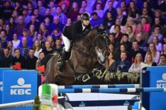 CSI2* Oliva: Karel Cox 3de in ochtendrubriek