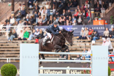 Gilles Thomas springt naar winst in de slotrubriek van Stockholm!