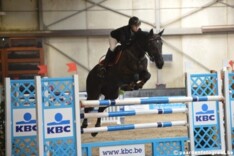 Axelle Claessens wint troosting BK amazones