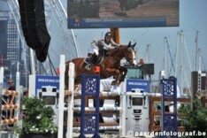 21-jarige Melanie Deloof wint 1.35 CSI3* Lummen tegen toppers