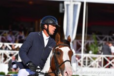CSIYH1* Kronenb.: Hemeryck naast het podium