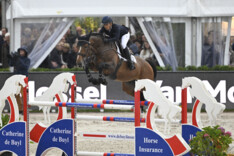 Pascal van Laethem blijft de concurrentie voor in hoofdrubriek van Courrière
