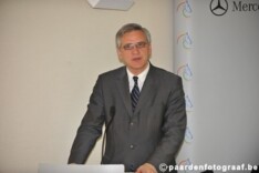 Minister Kris Peeters niet op de hoogte van fraude met paardenvlees in 2011