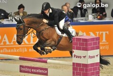 Cidane wint de reeks Midden