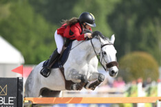 Clémentine Lux verzekert podiumplaats in openingsrubriek van Hagen