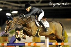 Joy Lammers klopt drie Belgen