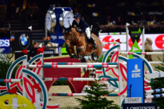 Leonie Peeters neemt sterke start in Kronenberg!