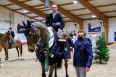 Dennis Caubergs wint de GP in het Warredal!