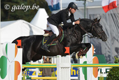 Hunters Scendix wint warm up Zangersheide Sires of the World