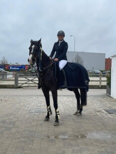 Marijke Pops is iedereen te snel af in 1m10!