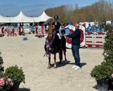 Laure Tijskens wint de GP voor Pony’s!