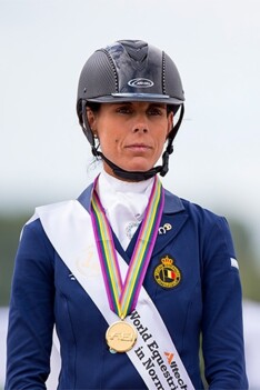 WK goud voor Michele George