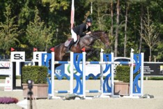Andres Vereecke snelt naar winst in Oliva!