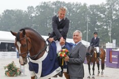 Holland van den Bisschop wint GP Wierden
