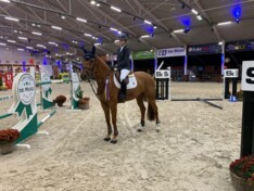 Leonie Peeters wint in het Azelhof!