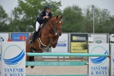 Marthe Heudens wint CSI2* GP van Bornival!