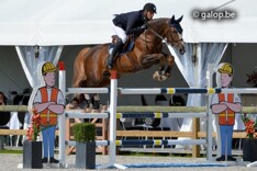 Wathelet wint in Cannes