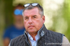 Ludo Philippaerts springt op het podium!