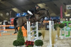 JM17: 9 foutlozen in eerste ronde CSIJ-YR