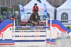 JM17: Marthe Heusdens wint CSIJ-YR