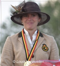 Tinne Bax wint Top Driver Award 2017