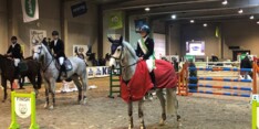 Janne Caals rondt knappe barrage foutloos af en springt naar goud in de klasse Midden