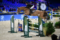 Ann Carton-Grootjans schittert op het podium in Valkenswaard