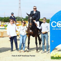 Mike van Belle snelt naar winst in Valencia!