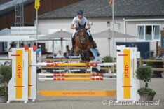Stephex wint finale jonge paarden Aken