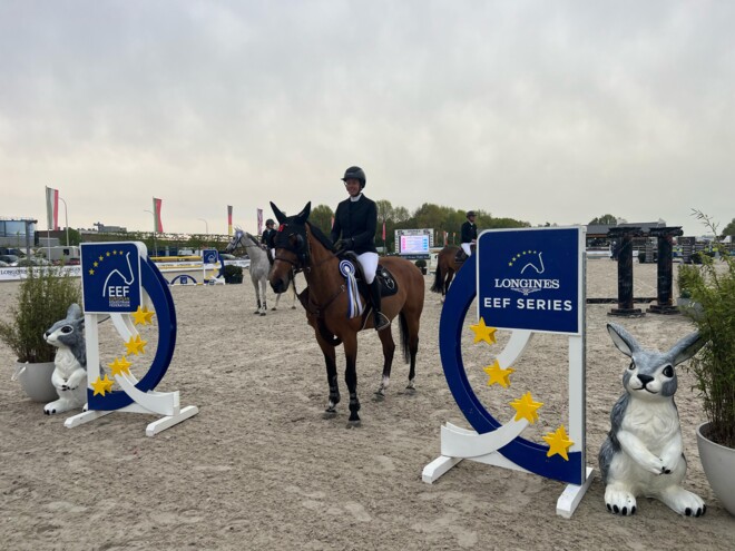 Gudrun Patteet overklast de concurrentie in het Azelhof